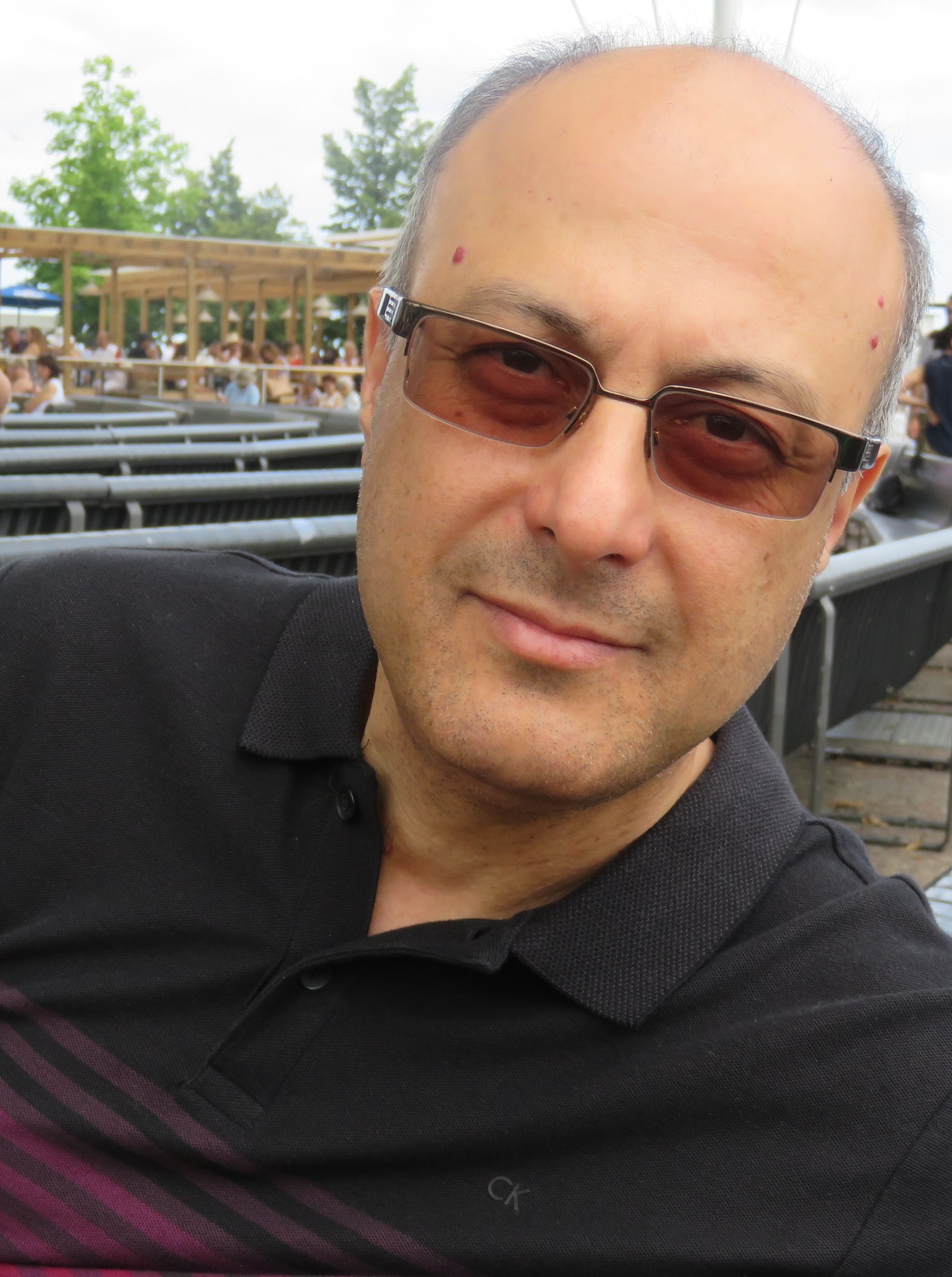 Bruce Elmiyeh Bruce Elmiyeh